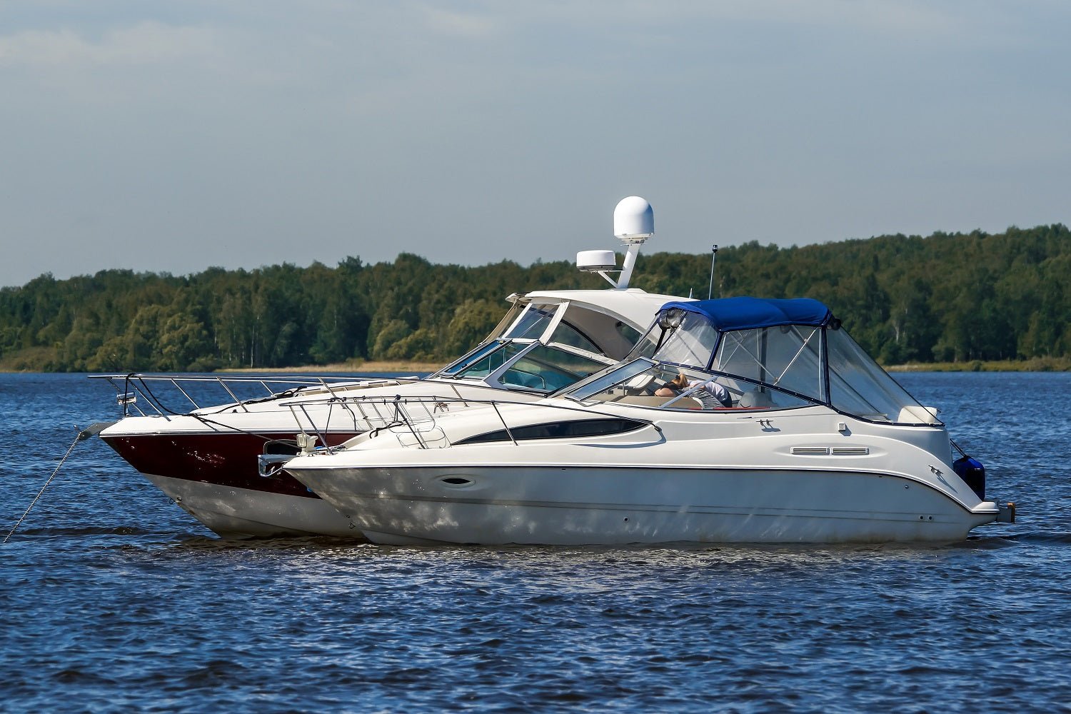 A Beginner’s Guide to Fiberglassing Your First Boat - TRUE COMPOSITES