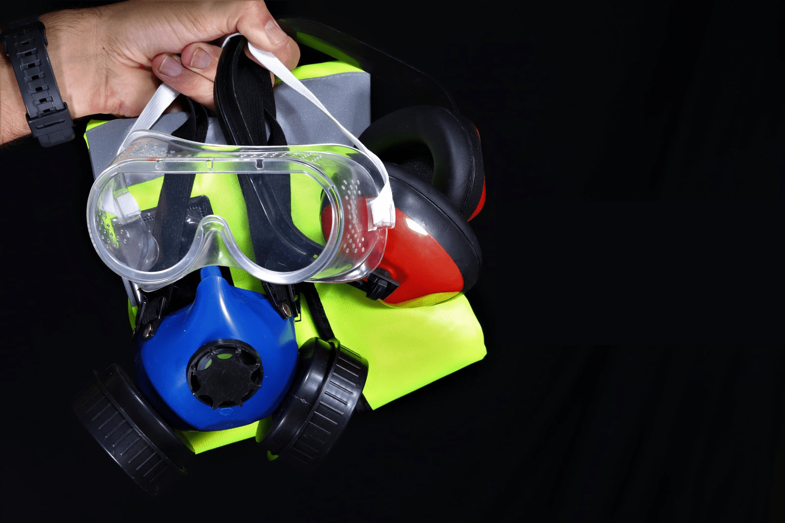 Safety Tips for Working with Fiberglass and Resin - TRUE COMPOSITES