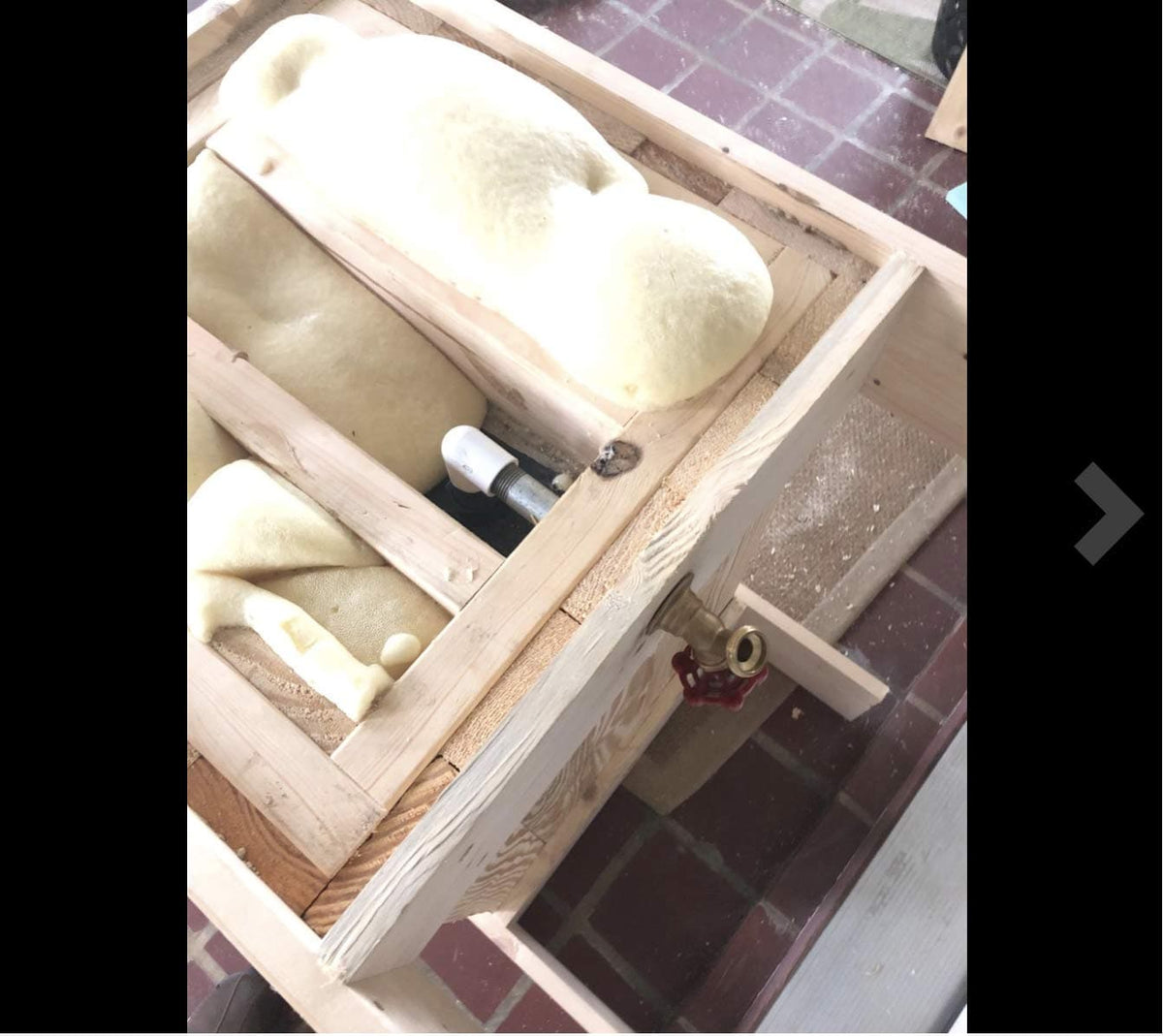 liquid urethane pour foam - 4 lb density - 1 gallon kit